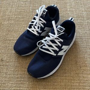 New Balance 247 Sneakers